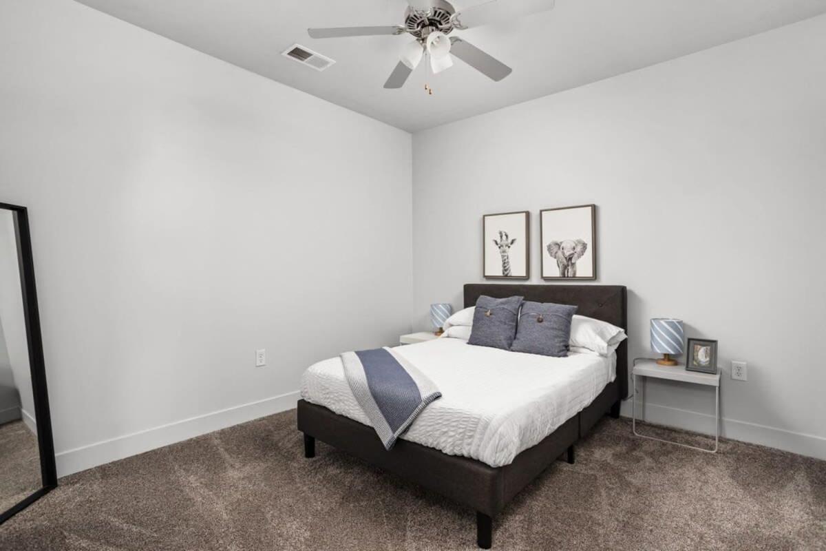 Cozysuites Spacious 2Br Next To Whole Foods Индианаполис Екстериор снимка