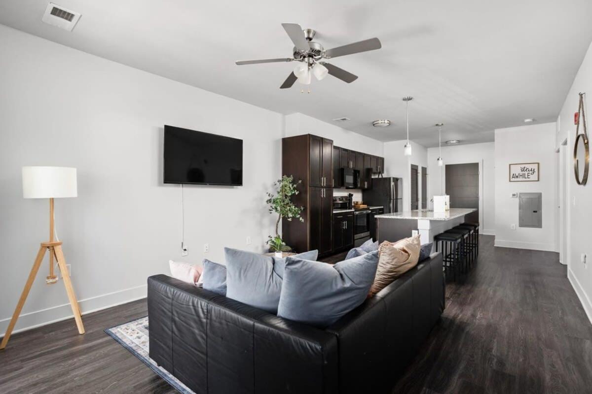 Cozysuites Spacious 2Br Next To Whole Foods Индианаполис Екстериор снимка
